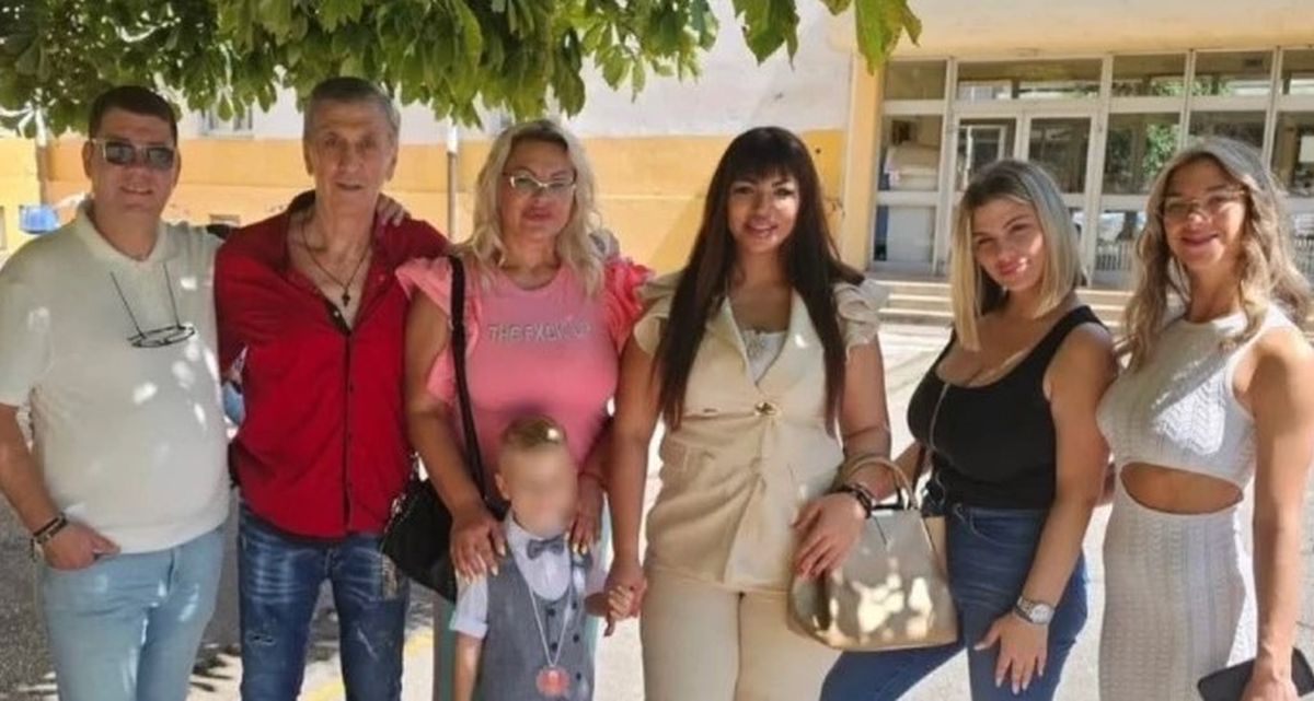 "Uzima novac iz usta rođenog deteta" Ivan Marinković tužio Miljanu, Marija pobesnela: "Neće moći da kroči..."
