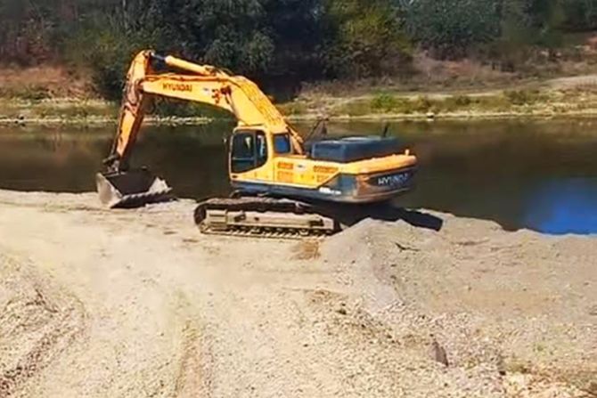 Plana beton, MUP; hapšenje Plana beton, MUP; hapšenje
