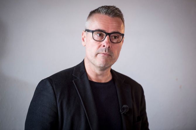 Henrik Sas Larsen Henrik Sas Larsen
