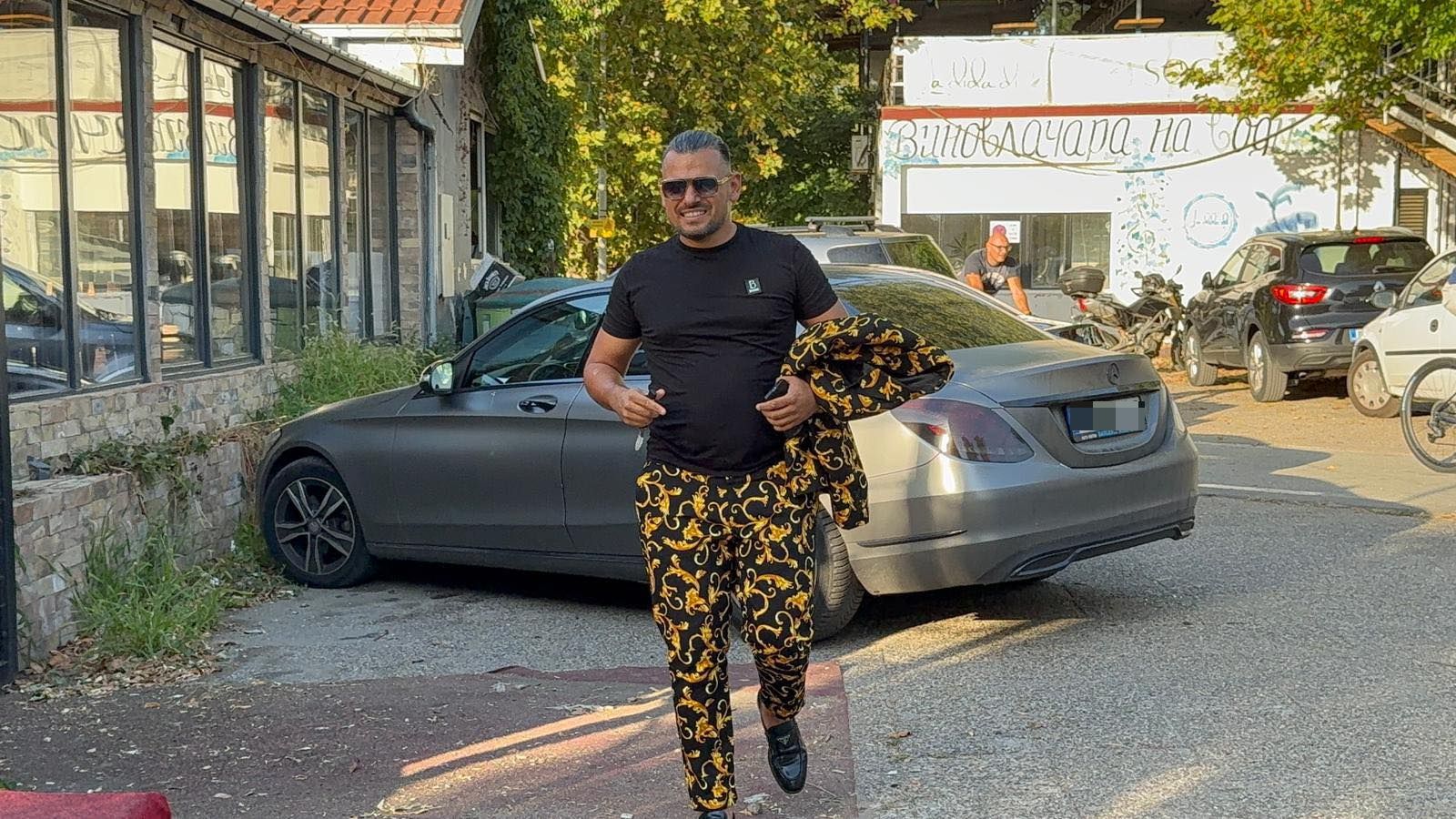 Razveli se Bora Santana i Milica Kemez: Rijaliti učesnik izašao iz suda, svi primetili jedno
