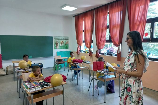POSLE 12 GODINA RADI VALJEVSKA ŠKOLA POSLE 12 GODINA RADI VALJEVSKA ŠKOLA