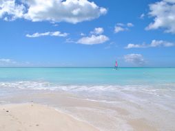 Antigva i Barbuda, Karibi, Karipsko more