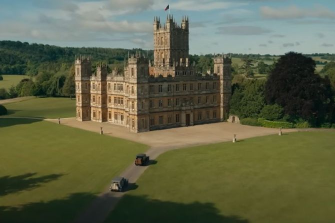 DOWNTON ABBEY: THE GRAND FINALE