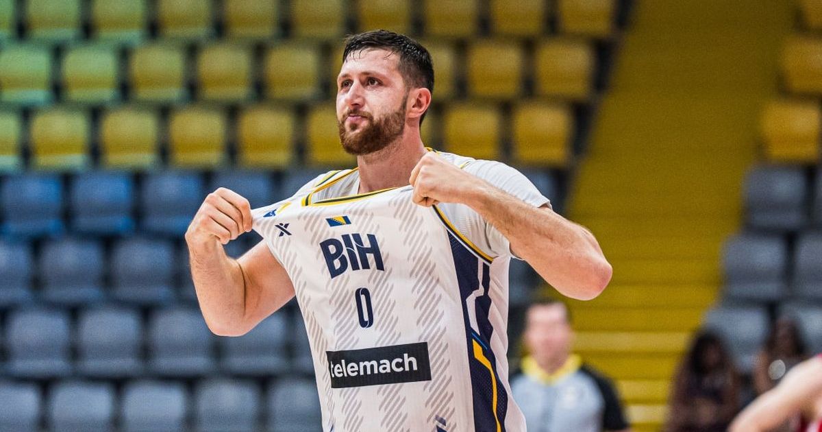 Veliko srce čuvenog košarkaša: Jusuf Nurkić donirao novac za decu stradalog sveštenika Nenada?