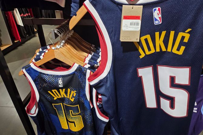 Dres Nikole Jokića Dres Nikole Jokića
