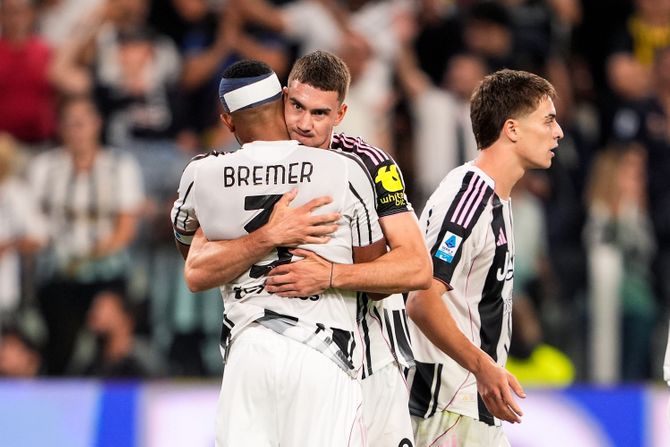 Dušan Vlahović - FK Juventus