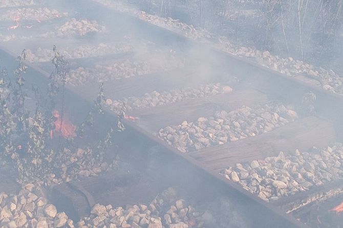 Požar pruga železnica Brusnik Požar pruga železnica Brusnik