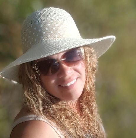 Sara Rouz Sara Rouz