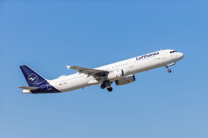 Airbus A321-100 Airbus A321-100