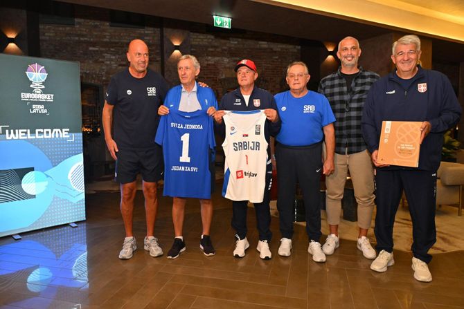 Svetislav Pesic, Dragan Stojković Piksi Svetislav Pesic, Dragan Stojković Piksi