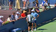 Novak Đoković zaustavio trening da se pozdravi sa jednom od najvećih legendi tenisa, ona je došla da ga gleda