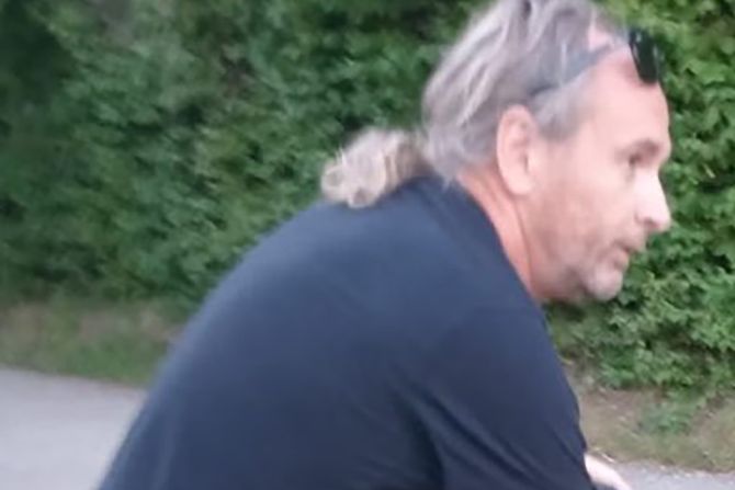 Wienerberg, par, muskarac, zena, beba, napustena beba Wienerberg, par, muskarac, zena, beba, napustena beba