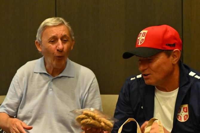 Dragan Stojković Piksi, Svetislav Pešić Dragan Stojković Piksi, Svetislav Pešić
