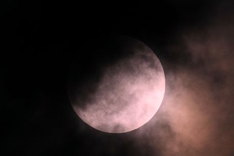 Pomračenje Meseca u svetu