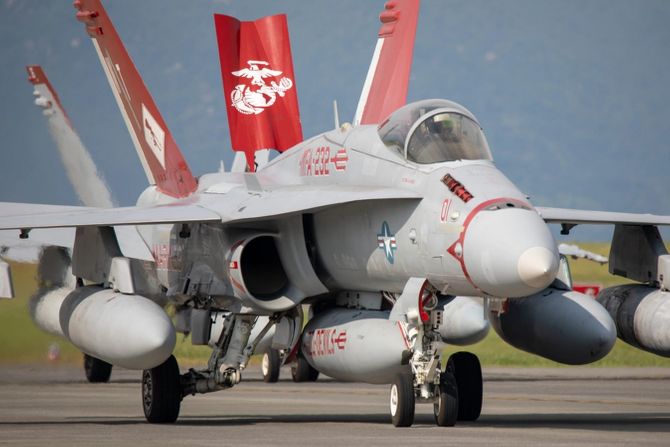 F/A-18 Hornets VMFA-232 Red Devils F/A-18 Hornets VMFA-232 Red Devils