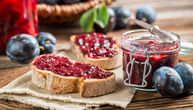 Domaći recept: Bakin pekmez od šljiva bez konzervansa – samo 2 sastojka i puna tegla detinjstva