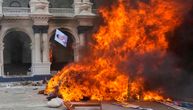 GORI NEPAL! Supruga bivšeg premijera živa spaljena u kući koju su zapalili demonstranti
