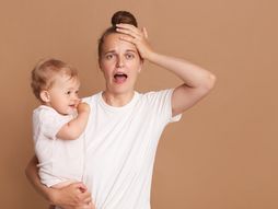 majka i beba, mama i beba, šok, šokirana mama