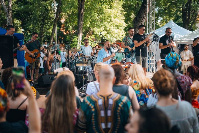 Humanitarni događaj "Disko travel experience" 13. septembra u Muzeju afričke umetnosti