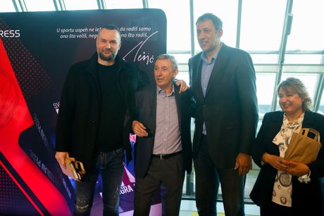 Milan Gurović, Svetislav Pešić, Vlade Divac Milan Gurović, Svetislav Pešić, Vlade Divac