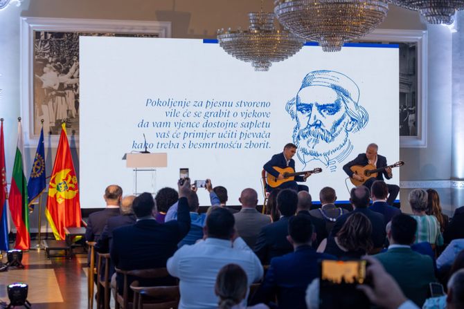 Nikola Rokvic i Bojana Barovic Nikola Rokvic i Bojana Barovic