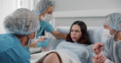medicinska sestra, porođaj medicinska sestra, porođaj