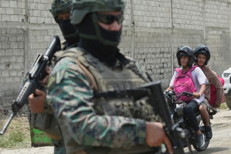 Ekvador, policija
