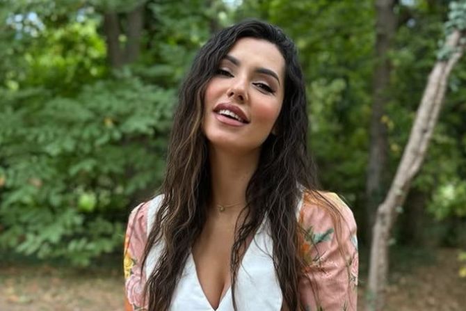 Tanja Savić Tanja Savić