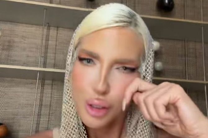 Jelena Karleuša Jelena Karleuša