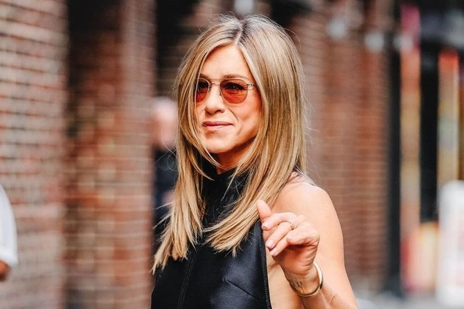 Dženifer Aniston Dženifer Aniston