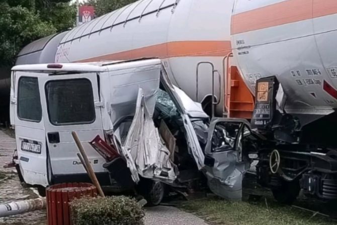 Saobraćajna nezgoda, pruga, Smederevo, voz