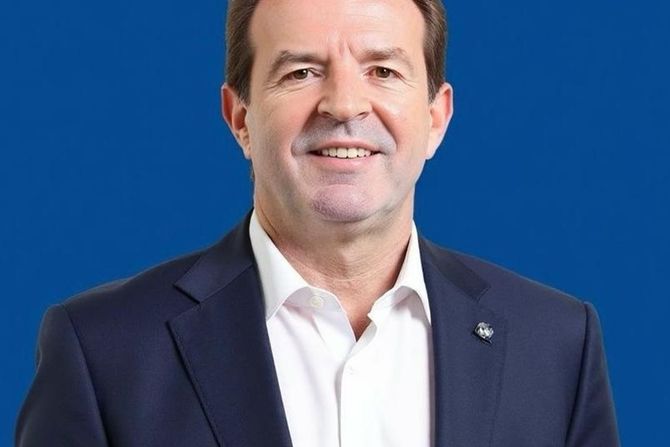 Bogoljub Karić