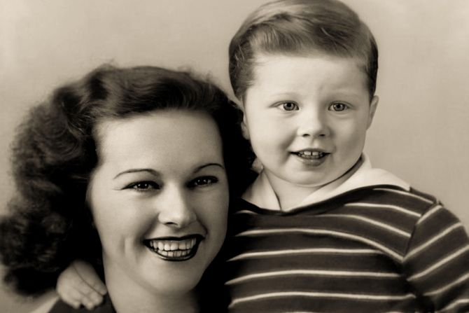 Majka Roberta Redforda, Marta W. Hart i Robert  Redford Majka Roberta Redforda, Marta W. Hart i Robert  Redford