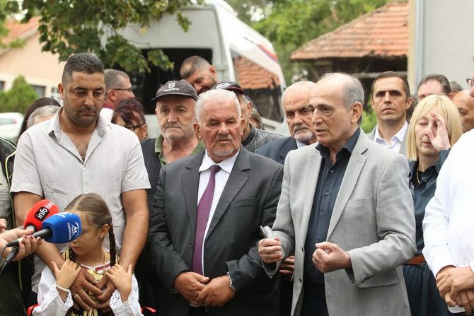 Milan Krkobabić u poseti selima opštine Ražanj
