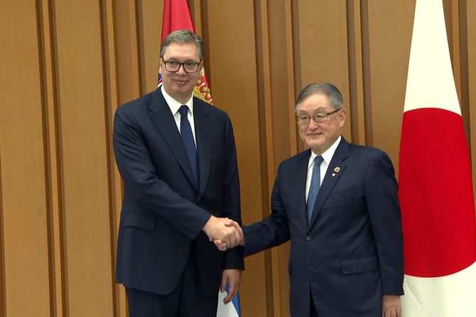 VUČIĆ SRBIJA INVESTICIJE