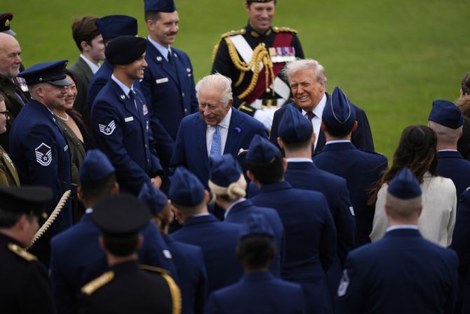 Kralj Čarls i Donald Tramp