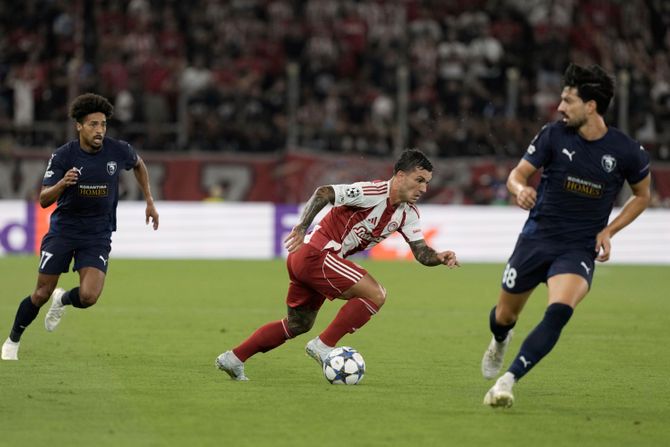 FK Olimpijakos, FK Pafos