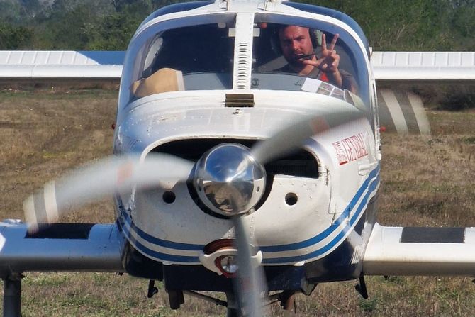 Državno prvenstvo motornih pilota Srbije u preciznom letenju Državno prvenstvo motornih pilota Srbije u preciznom letenju