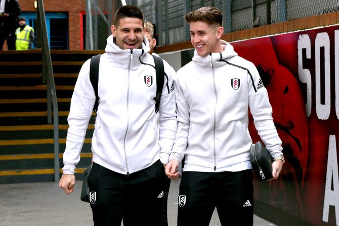 Aleksandar Mitrović, Tomas Kerni