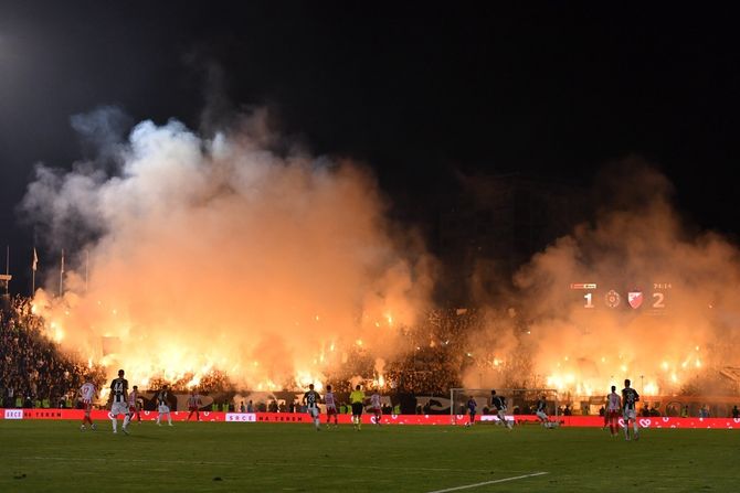 FK Partizan - FK Crvena zvezda, večiti derbi FK Partizan - FK Crvena zvezda, večiti derbi