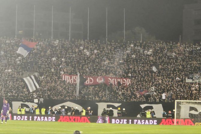 Delije Srbobran, Grobari, navijači Zvezda - Partizan Delije Srbobran, Grobari, navijači Zvezda - Partizan