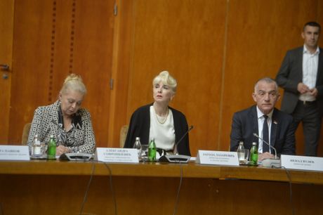Sednica Saveta za saradnju Republike Srbije i Republike Srpske Sednica Saveta za saradnju Republike Srbije i Republike Srpske