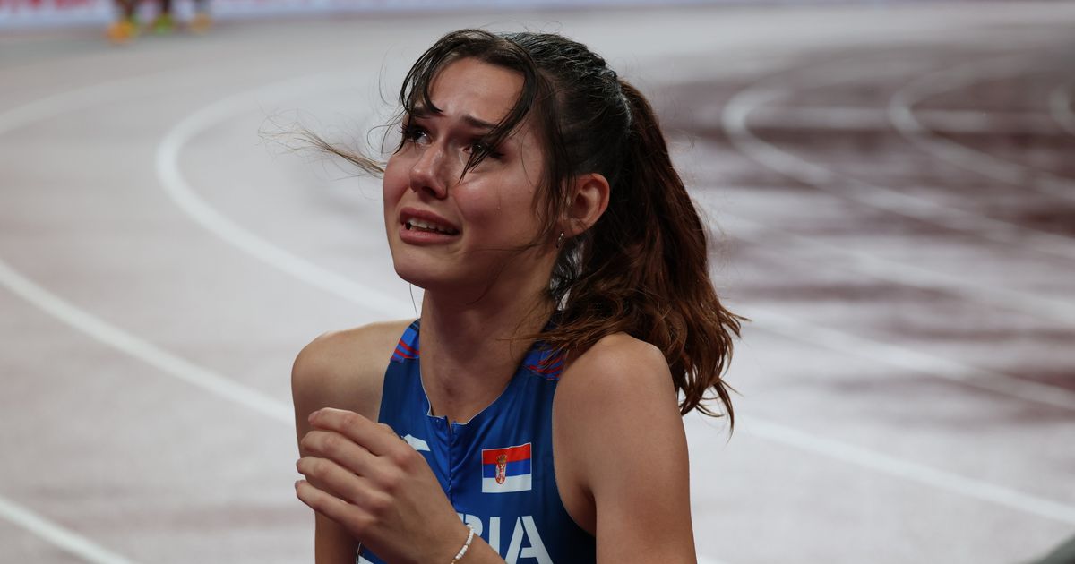 Srebrna Angelina Topić i naša Ivana Španović u Beogradu posle Svetskog prvenstva u atletici u Poljskoj