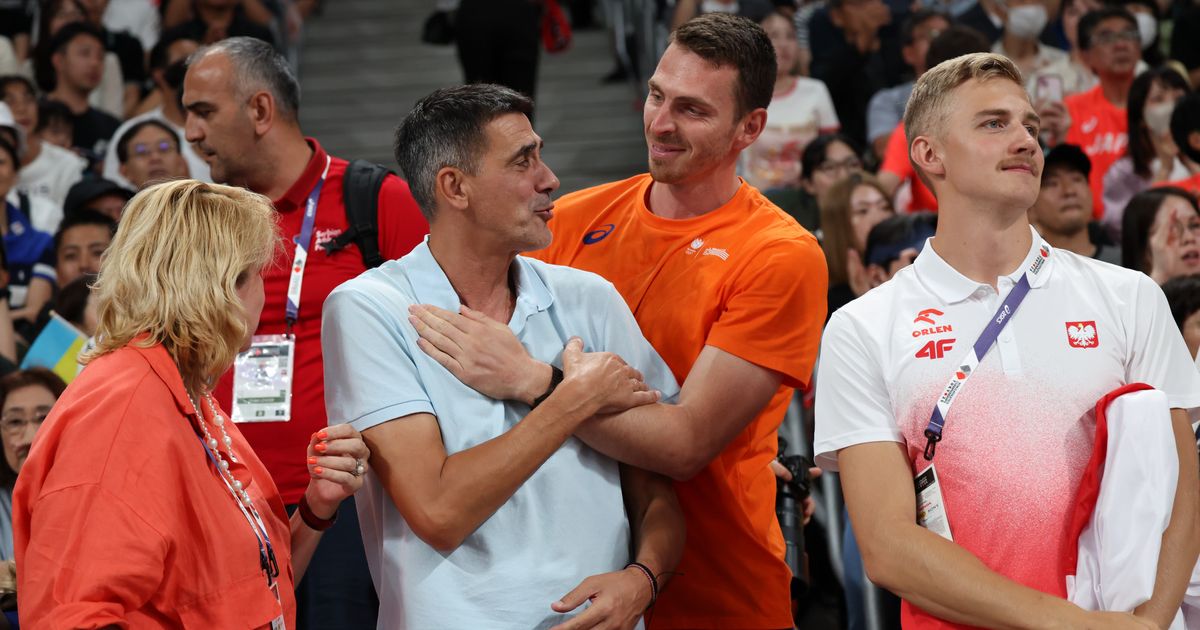 Prvi izgrlio Dragutina Topića kad je Angelina uzela bronzu, proslavljeni srpski atletičar dobio sjajnu nagradu