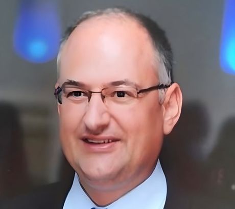 Nikola Maksimović, Fintech lending expert Nikola Maksimović, Fintech lending expert