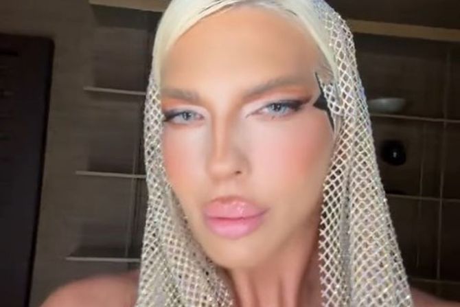 Jelena Karleuša Jelena Karleuša