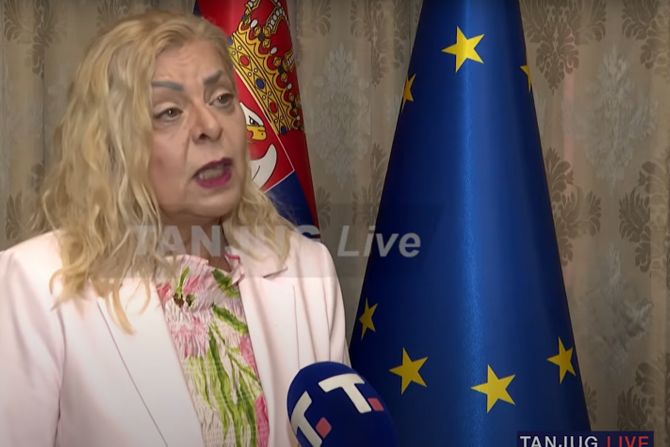 Ministarka građevinarstva, saobraćaja i infrastrukture Aleksandra Sofronijević Ministarka građevinarstva, saobraćaja i infrastrukture Aleksandra Sofronijević