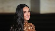 Demi Mur nije mnogo ostavila mašti na volju u providnoj haljini na gala događaju: Zasenila sve smelim izgledom