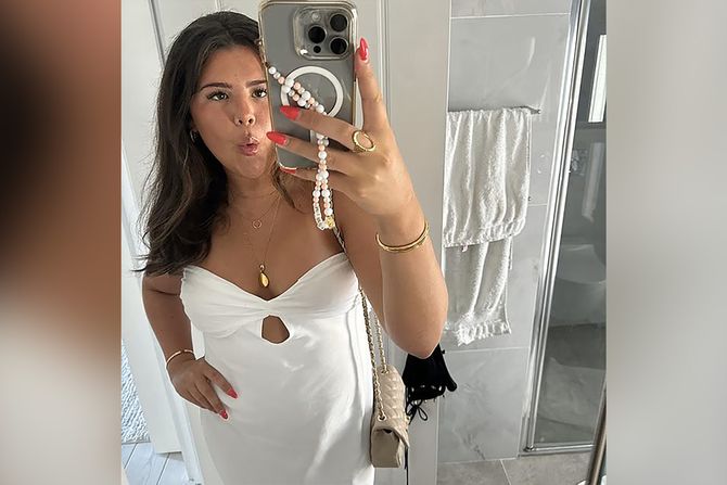 Mia Savage