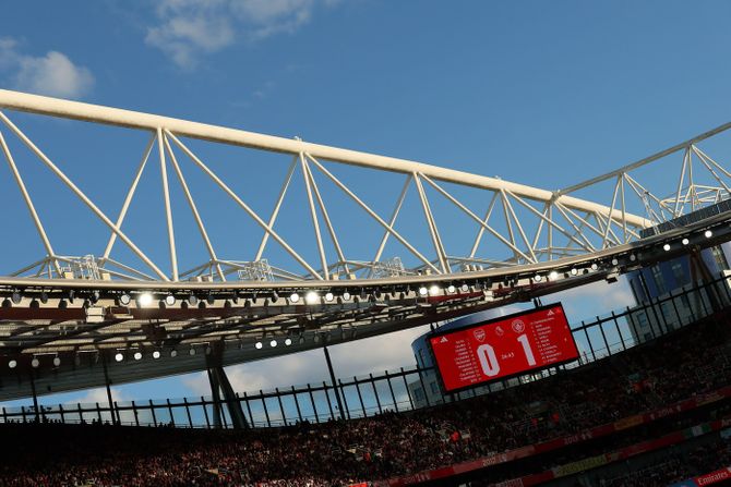 FK Arsenal, Emirejts stadion